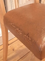 座面の破れ (1).jpg